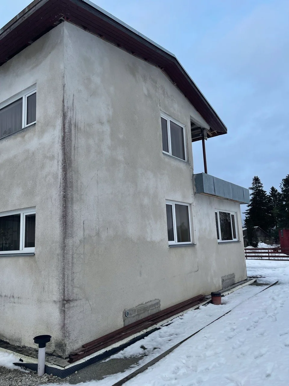 Pōllu pōik 6, Lagedi, pilt 2